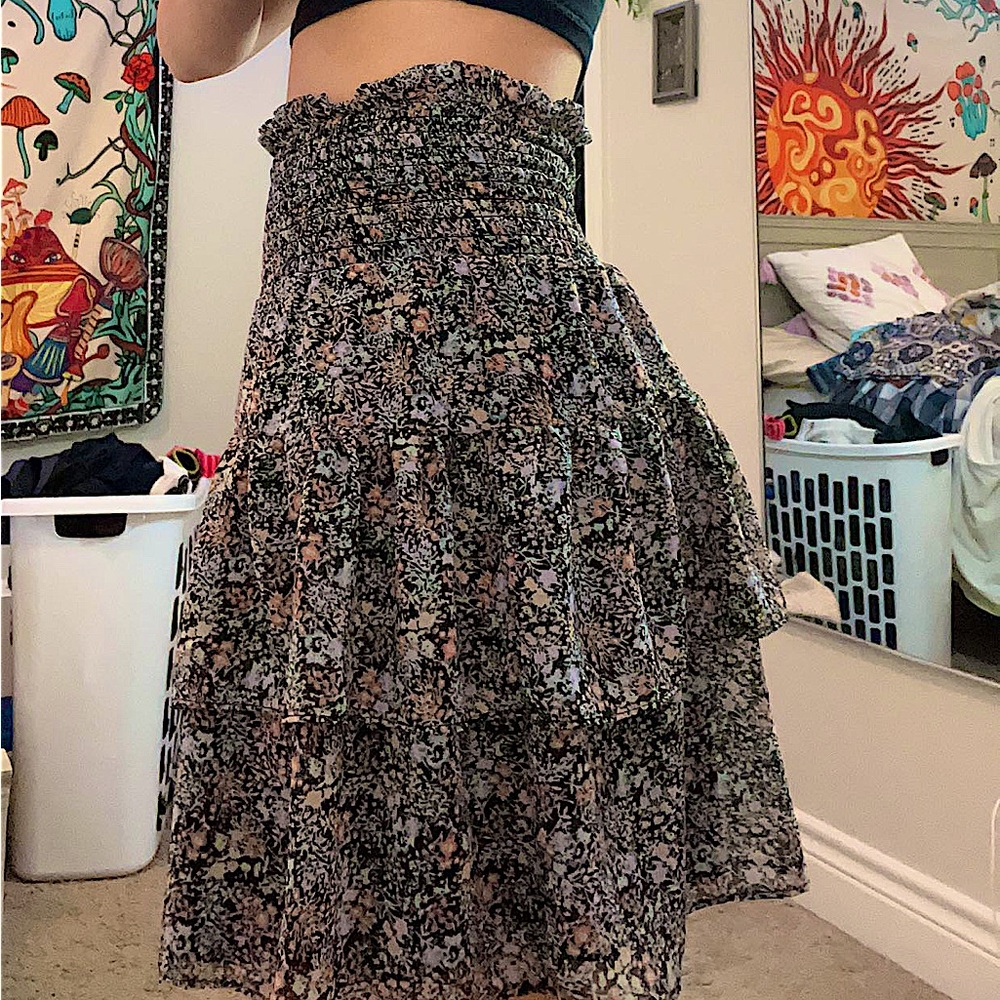 mini ruffled skirt